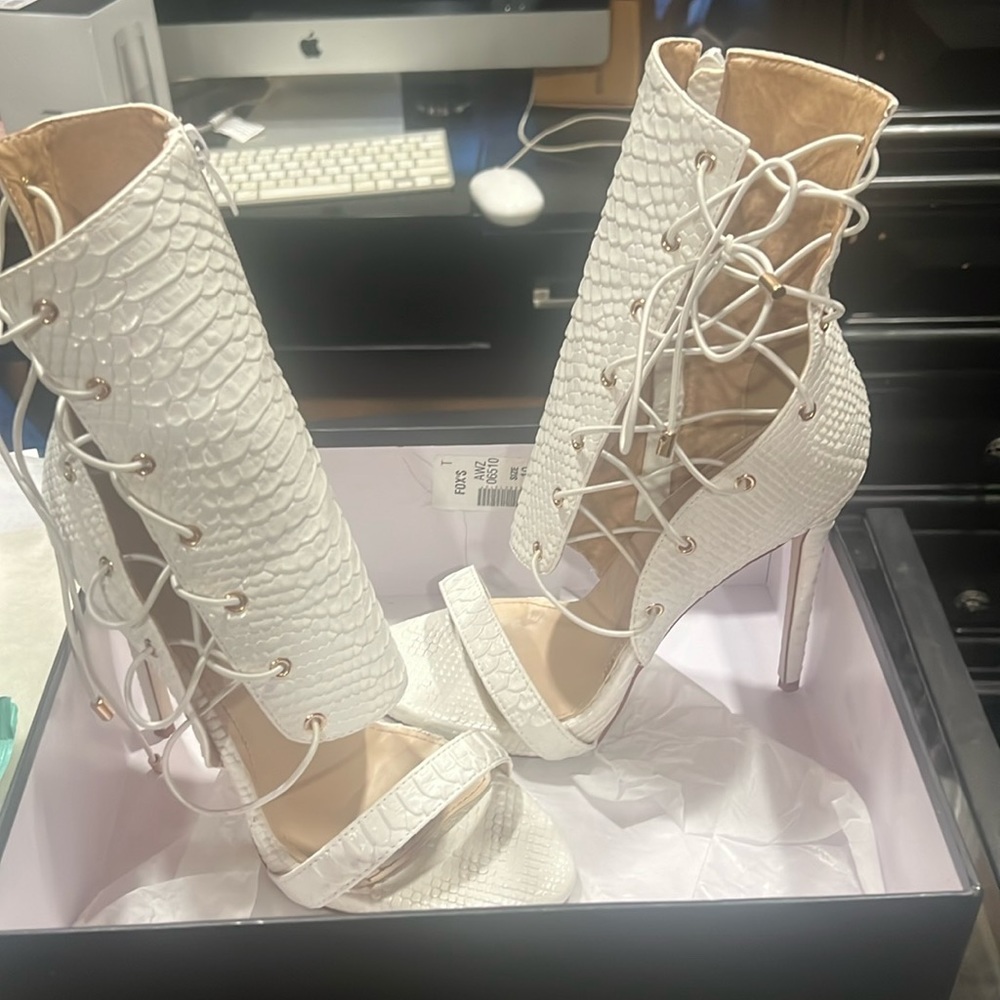 Brand Beware Ankle zip and tie heels